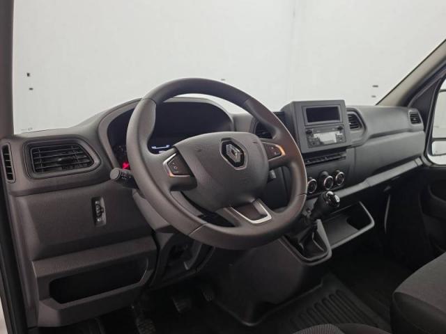 Renault Master image 3