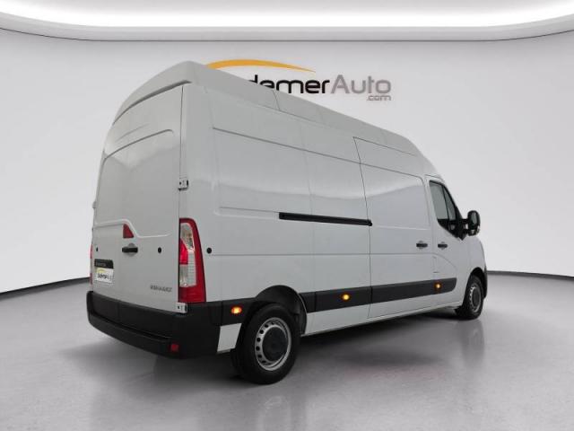 Renault Master image 1