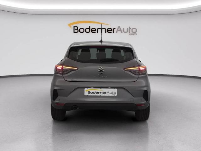 Renault Clio image 2