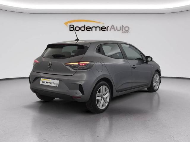 Renault Clio image 8
