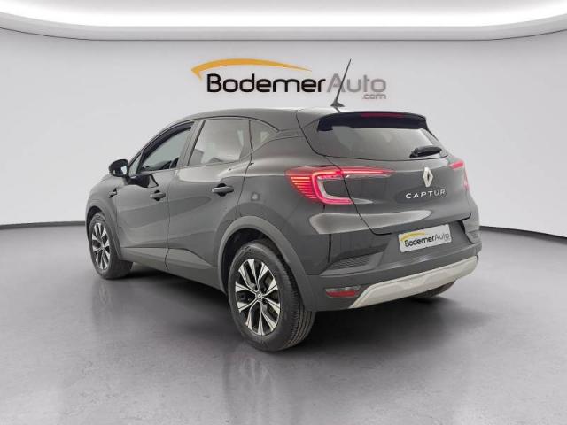Renault Captur image 3