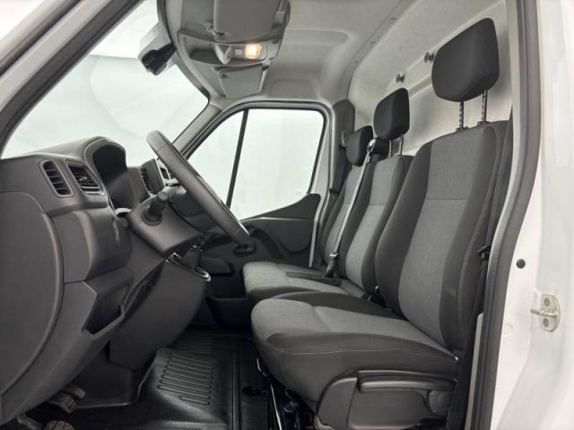 Renault Master image 3