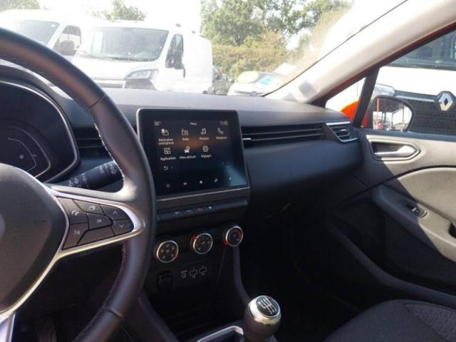 Renault Clio image 6