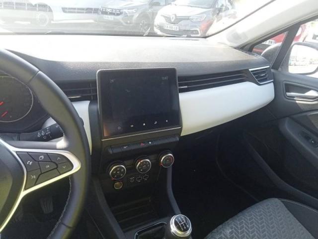 Renault Clio image 9