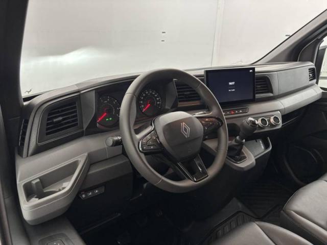 Renault Master image 3