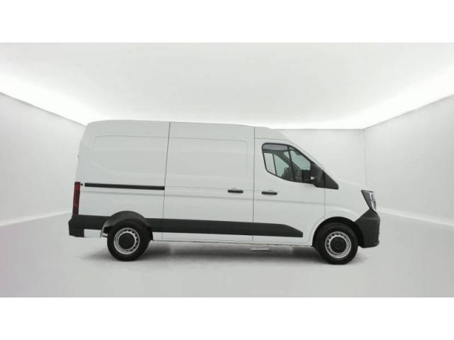 Renault Master image 2