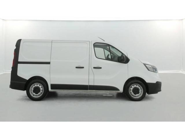 Renault Trafic image 1