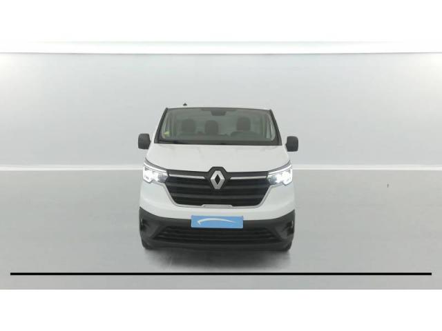 Renault Trafic image 2