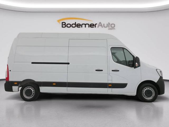 Renault Master image 2