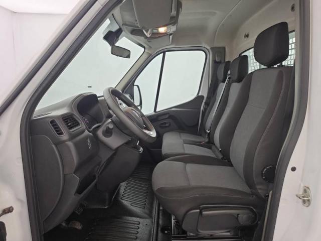 Renault Master image 3