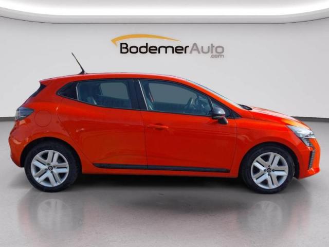 Renault Clio image 1