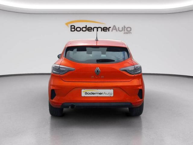 Renault Clio image 6