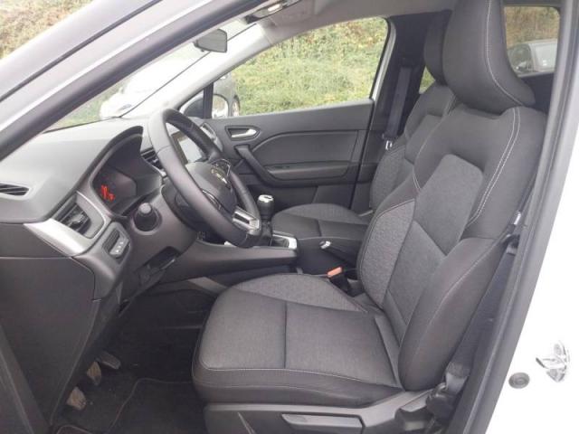 Renault Captur image 1