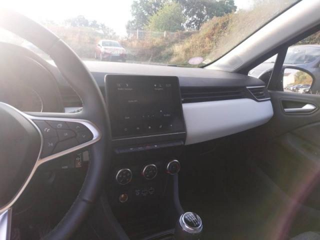 Renault Clio image 9