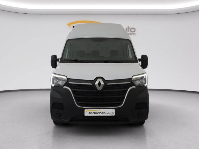 Renault Master image 2