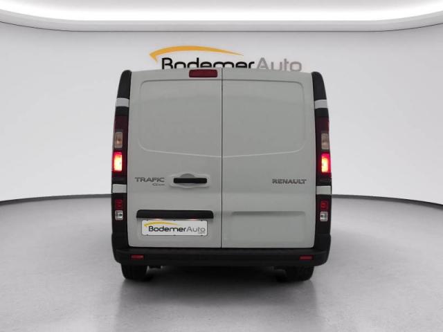 Renault Trafic image 2