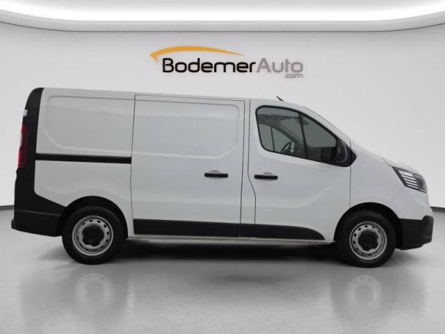 Renault Trafic image 4