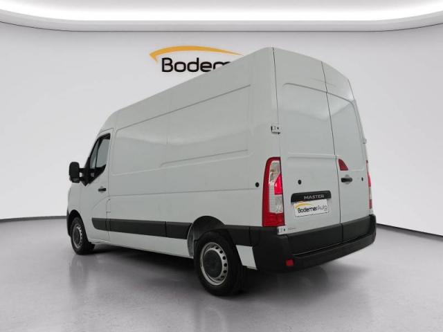 Renault Master image 9