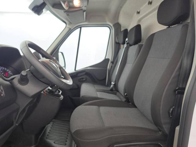 Renault Master image 3