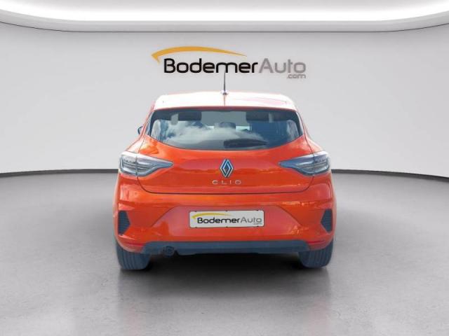 Renault Clio image 8