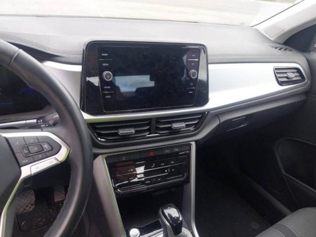 Volkswagen T-Roc image 5