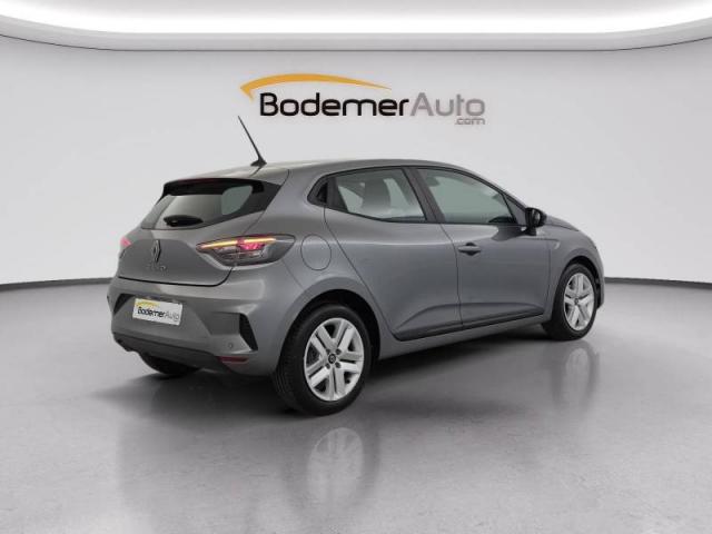 Renault Clio image 9