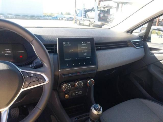 Renault Clio image 1