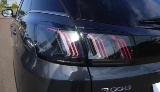 Peugeot 3008 image 8