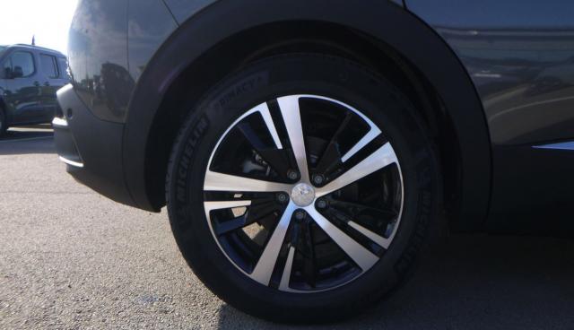 Peugeot 3008 image 6