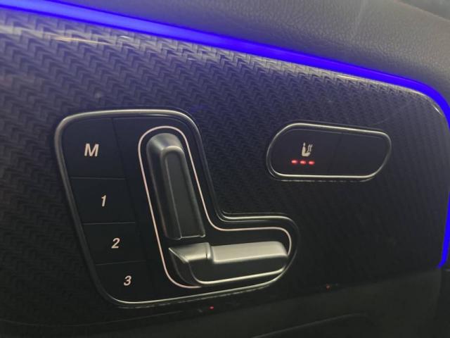 Mercedes Benz Gla image 9