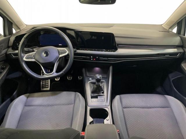 Volkswagen Golf image 9
