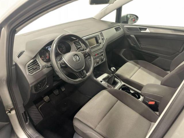 Volkswagen Golf Sportsvan image 6