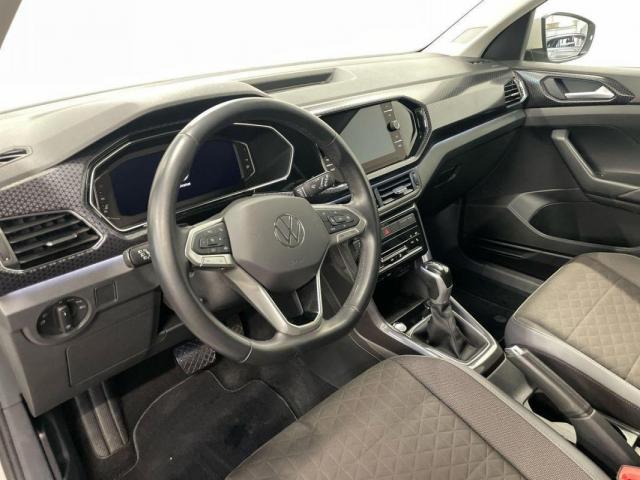 Volkswagen T-Cross image 2