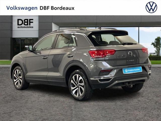 Volkswagen T-Roc image 2