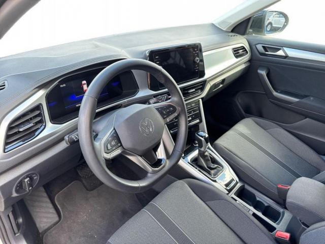 Volkswagen T-Roc image 9