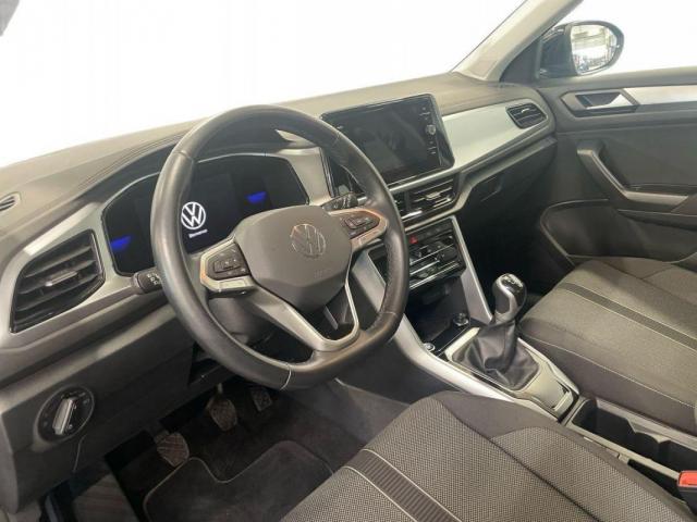 Volkswagen T-Roc image 6