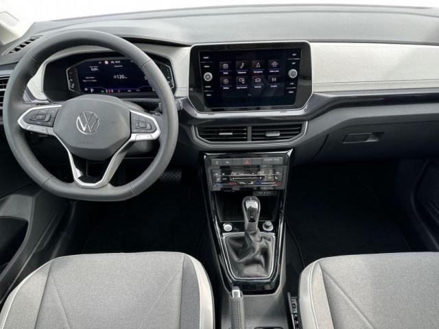 Volkswagen T-Cross image 9