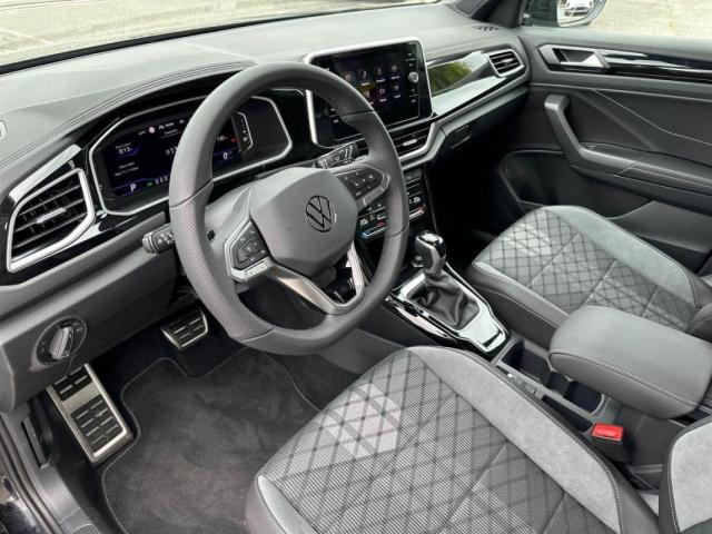 Volkswagen T-Roc image 9