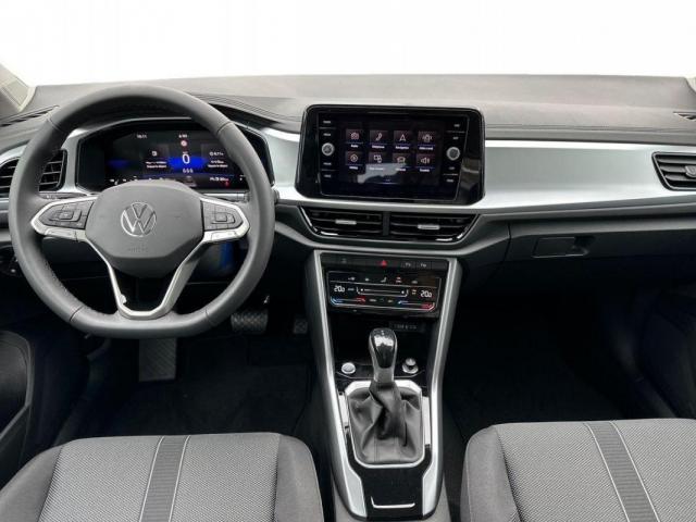 Volkswagen T-Roc image 8