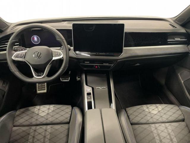 Volkswagen Passat image 5