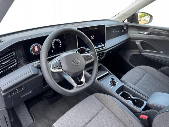 Volkswagen Tiguan image 9
