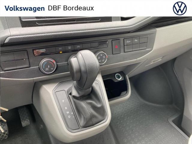 Volkswagen Transporter image 6