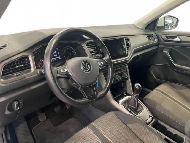 Volkswagen T-Roc image 5