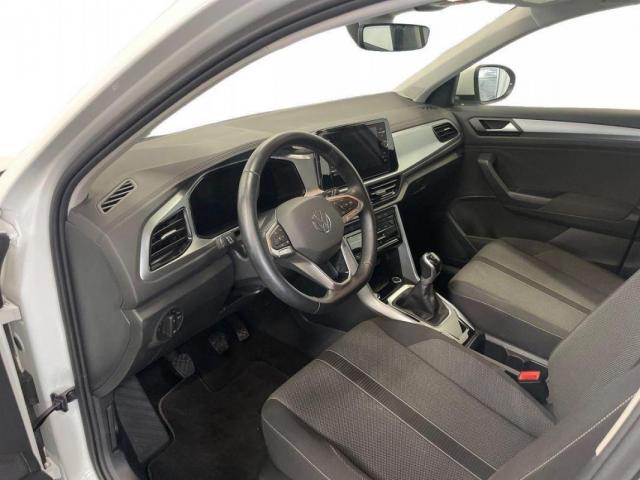 Volkswagen T-Roc image 3