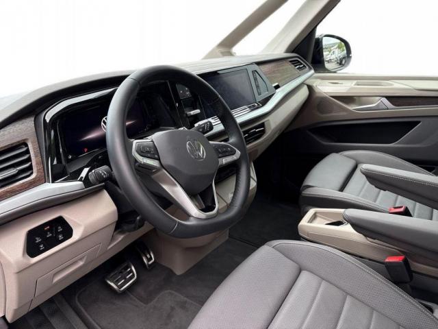 Volkswagen Caravelle image 1