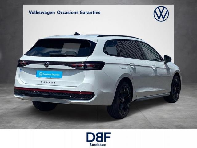 Volkswagen Passat image 2