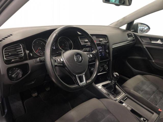 Volkswagen Golf image 1