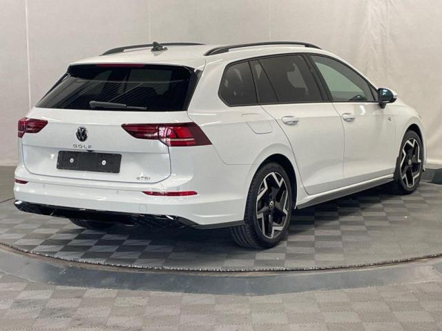 Volkswagen Golf Sw image 4