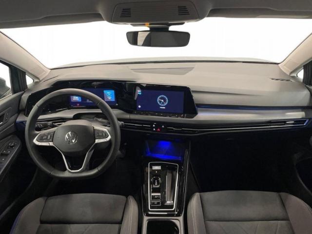 Volkswagen Golf image 6