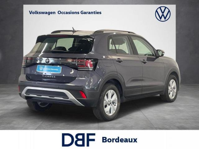 Volkswagen T-Cross image 2